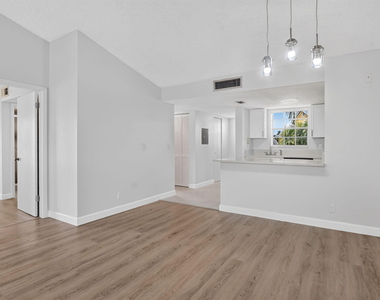 6323 La Costa Drive - Photo Thumbnail 10