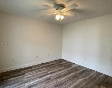 2878 Donnelly Drive - Photo Thumbnail 1