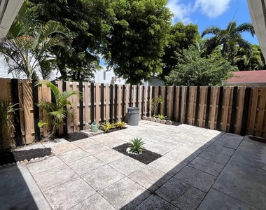 4397 Woodstock Drive - Photo Thumbnail 16