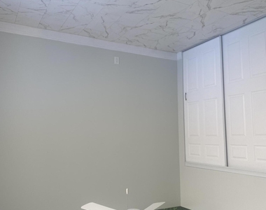 4397 Woodstock Drive - Photo Thumbnail 9
