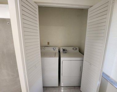 903 Nw 79th Terrace - Photo Thumbnail 12