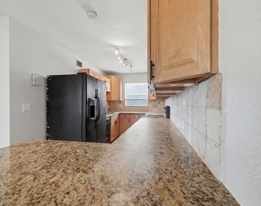 6191 Sw 37th Street - Photo Thumbnail 7