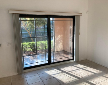 2807 Veronia Drive - Photo Thumbnail 17