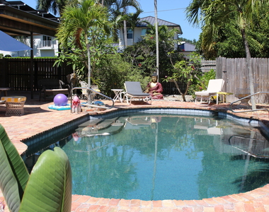 225 Gulfstream Boulevard - Photo Thumbnail 15
