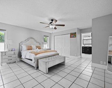 13724 Lilac Place - Photo Thumbnail 6