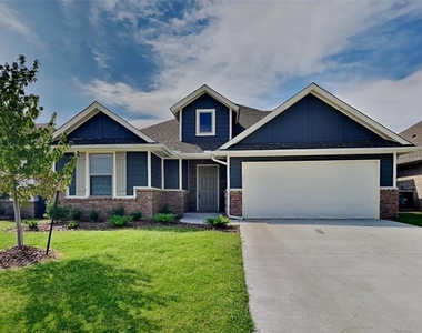 9004 Nw 127th Terrace - Photo Thumbnail 1