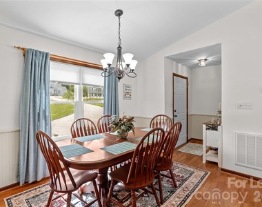 147 Bain Lane - Photo Thumbnail 5