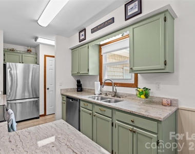 147 Bain Lane - Photo Thumbnail 12