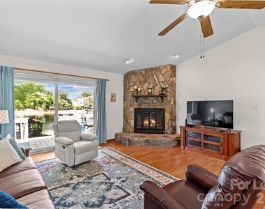 147 Bain Lane - Photo Thumbnail 17