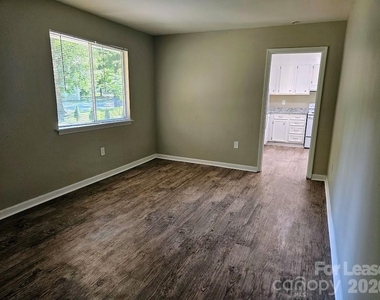 6815 Water Mill Court - Photo Thumbnail 4
