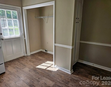 6815 Water Mill Court - Photo Thumbnail 2