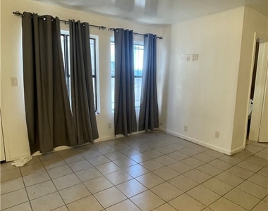 1018 Marview Ave.  #4 - Photo Thumbnail 4