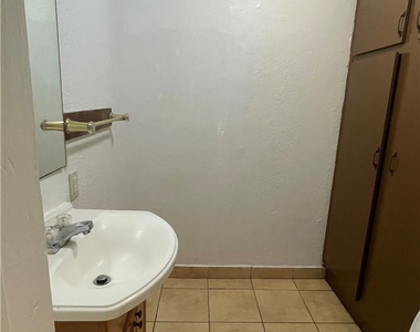 1018 Marview Ave.  #4 - Photo Thumbnail 8