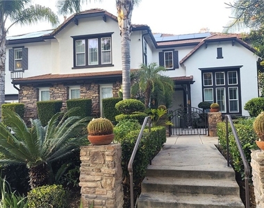 1589 Vandagriff - Photo Thumbnail 4