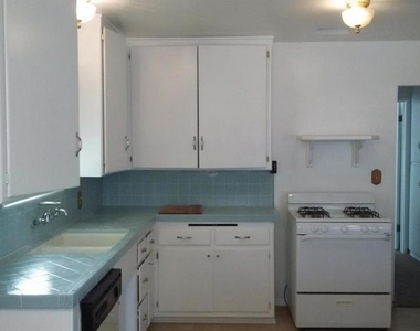 250 Lucada Street - Photo Thumbnail 5