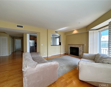 320 S Willaman Drive - Photo Thumbnail 12