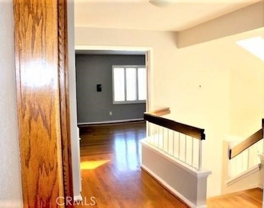 23491 Thornewood - Photo Thumbnail 14