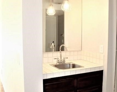 23491 Thornewood - Photo Thumbnail 12