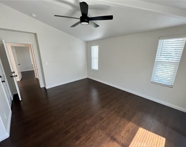 15750 Devonshire Street - Photo Thumbnail 9