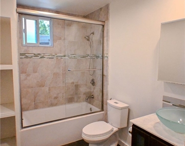 22411 Anza - Photo Thumbnail 9