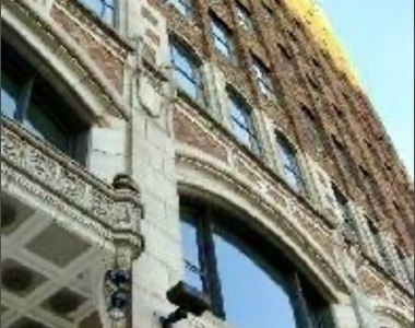315 E 8th Street - Photo Thumbnail 16