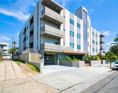 820 S Wilton - Photo Thumbnail 1