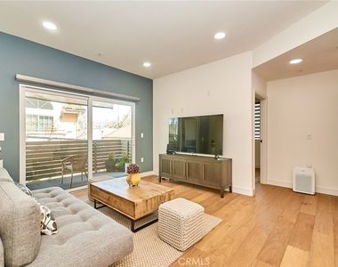 820 S Wilton - Photo Thumbnail 16