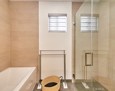 820 S Wilton - Photo Thumbnail 23
