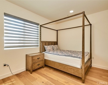 820 S Wilton - Photo Thumbnail 28