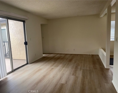 16703 Lynn Lane - Photo Thumbnail 3