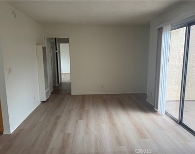 16703 Lynn Lane - Photo Thumbnail 8