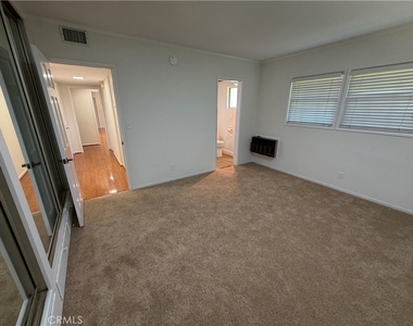 2680 N Canal Street - Photo Thumbnail 11