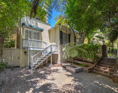1720 N Vista Street - Photo Thumbnail 37