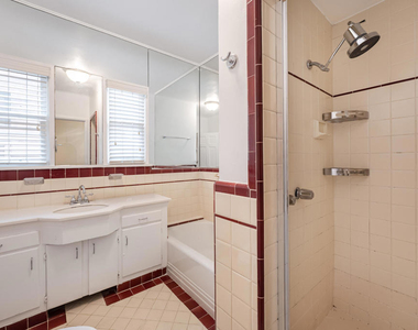 1720 N Vista Street - Photo Thumbnail 20