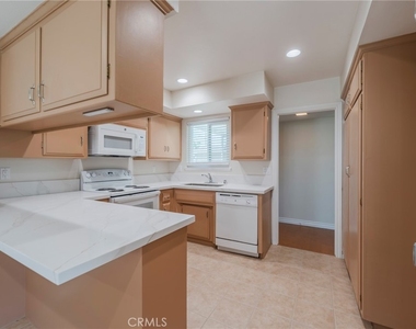 9230 Larkspur - Photo Thumbnail 3