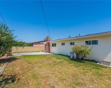 9230 Larkspur - Photo Thumbnail 20