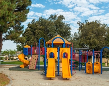 9230 Larkspur - Photo Thumbnail 24