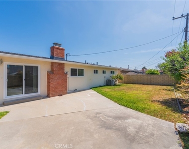 9230 Larkspur - Photo Thumbnail 19
