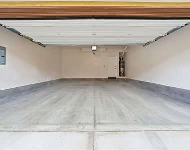 37 Roycroft - Photo Thumbnail 38