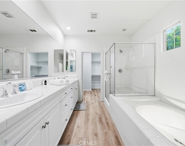 37 Roycroft - Photo Thumbnail 27