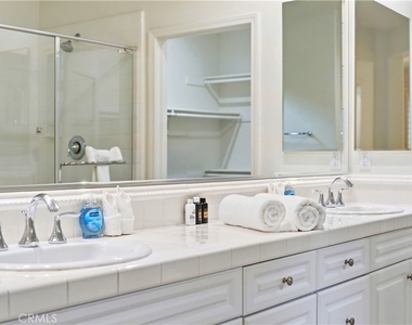 37 Roycroft - Photo Thumbnail 29