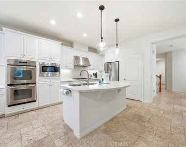 37 Roycroft - Photo Thumbnail 10