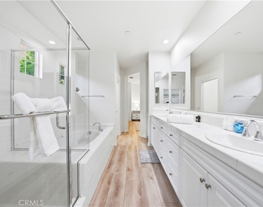 37 Roycroft - Photo Thumbnail 28
