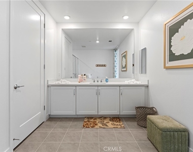 2602 Rivington - Photo Thumbnail 23
