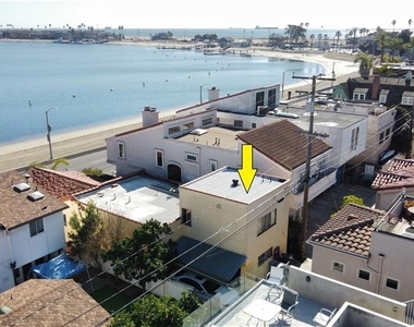149 Bay Shore Avenue - Photo Thumbnail 13