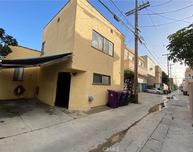 149 Bay Shore Avenue - Photo Thumbnail 7