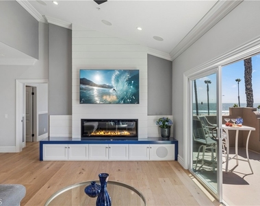 1516 Pacific Coast Highway - Photo Thumbnail 2