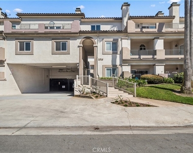 1516 Pacific Coast Highway - Photo Thumbnail 17