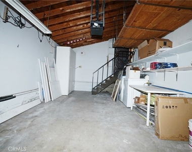 2615 Manhattan - Photo Thumbnail 39