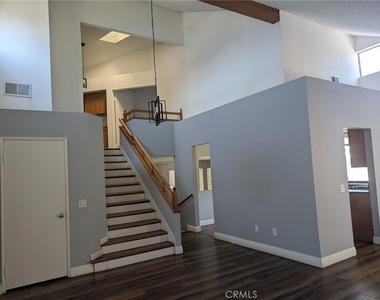 25700 Palm Shadows Dr - Photo Thumbnail 2